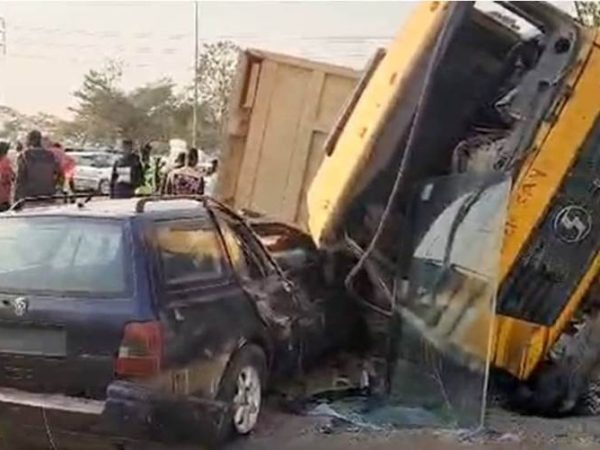 12 Burnt to Death in Benin-Auchi Road Accident