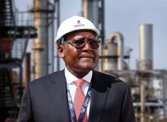Breaking: Again, Dangote Refinery Reduces Petrol Price by 3.5% to N835 Per Litre