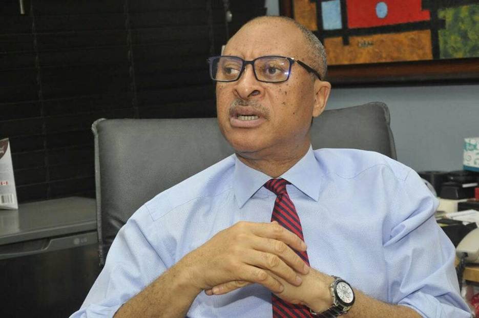 Shadow Govt: Utomi Says 500 Lawyers Rallying In His Defence Against DSS