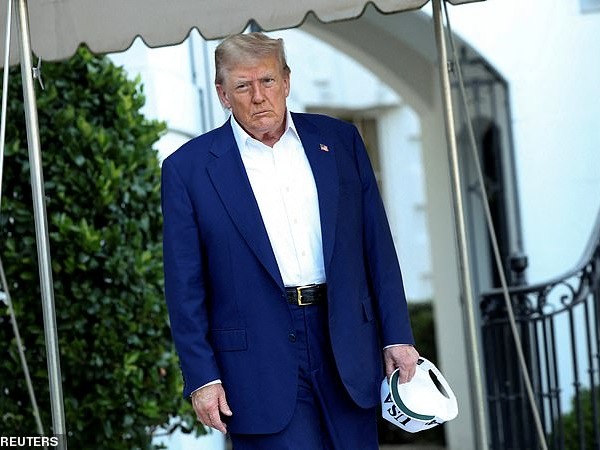 Trump Takes Snarky Swipe at Vladimir Putin as He Reveals Details About Their Private Call