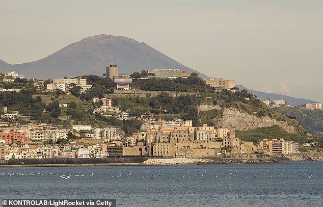 Naples is rocked by ‘one of its strongest ever earthquakes’ with houses ‘shaking like leaves’