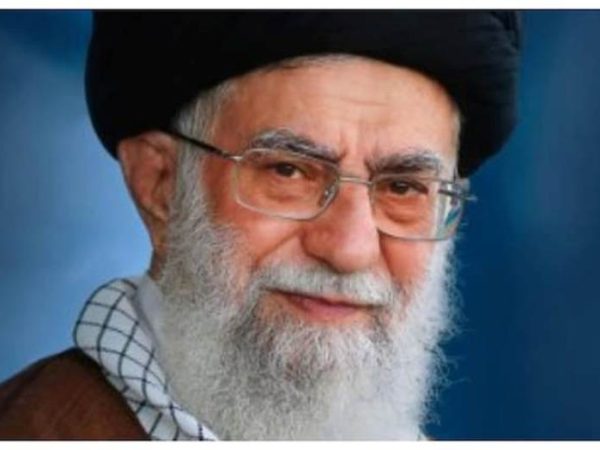  Iran’s Khamenei Responds to Trump Threats: ‘Cannot Surrender’