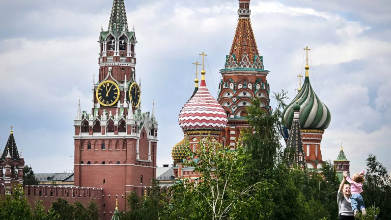 NATO Member Urges All Citizens ‘Leave Russia NOW’ In ‘Drastic Deterioration’ Warning