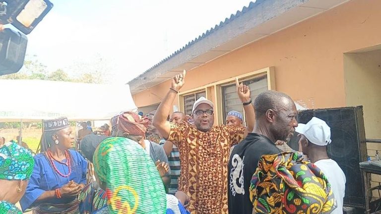 Ekiti APC chieftain Dare Owolabi Tasks Oyebanji On Uniting Party, Says Second Term Ticket Acknowledgement Of Outstanding Performance Ekiti APC chieftain Dare Owolabi Tasks Oyebanji On Uniting Party, Says Second Term Ticket Acknowledgement Of Outstanding Performance