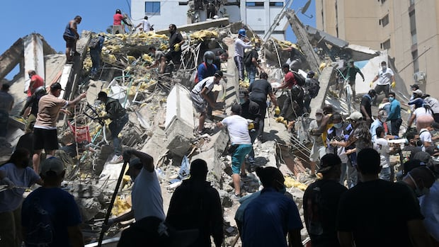 7.4-Magnitude Earthquake Strikes Colombia, Killing More Than 100 And Trapping People In Collapsed Buildings