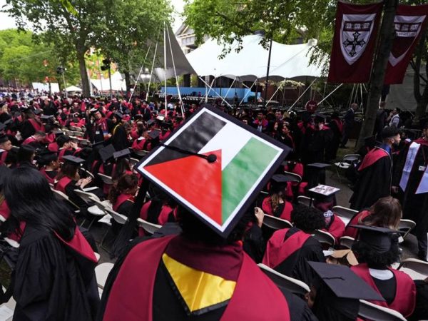 Donald Trump Stops Harvard Enrolling International Students