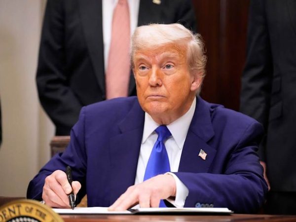 Trump Signs Executive Order Setting 30-day Deadline For Drugmakers to Lower Prescription Drug Costs