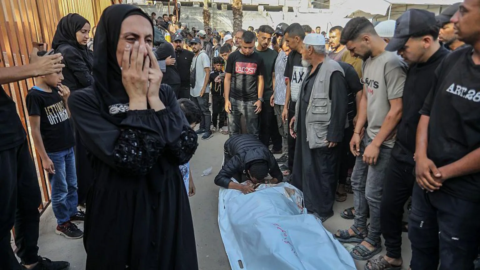 31 killed in Israeli gunfire near Gaza aid centre, Hamas-run health authorities say