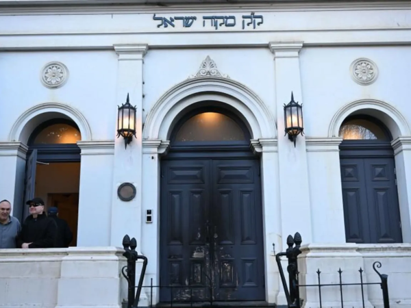 Australian PM Vows ‘Full Force of Law’ After Arson Attack at Synagogue
